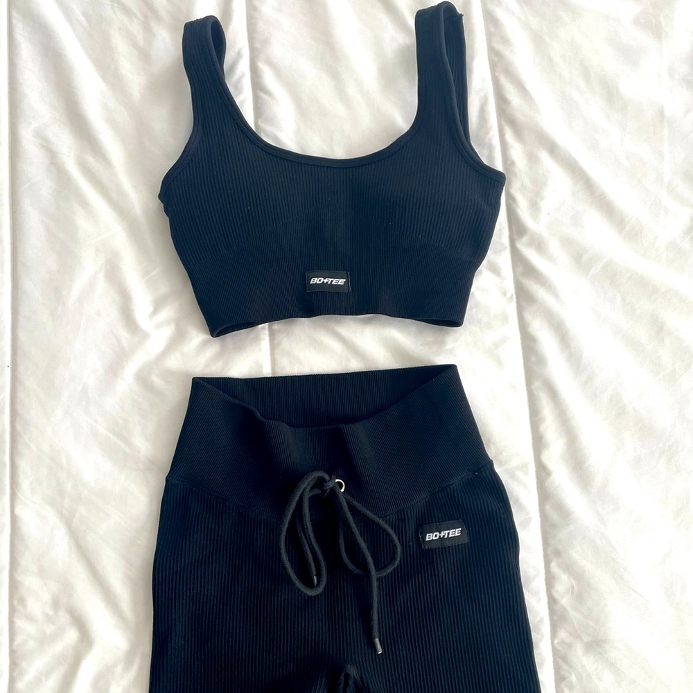Bo and tee short set size XS black